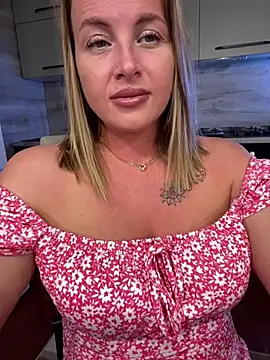Hot Sexy Angel online show from June 24, 8:19 pm