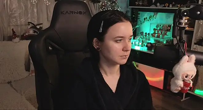 KiraLiLime online show from January 9, 9:08 pm