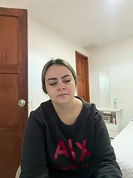 Im Amelia online show from July 24, 2:15 pm