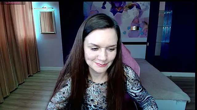 AriaGray online show from July 4, 8:10 am