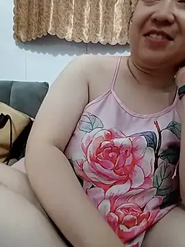 VyOanh2K online show from August 3, 3:50 pm