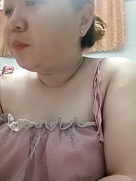 VyOanh2K online show from February 22, 5:14 pm