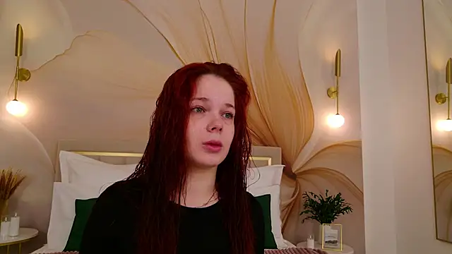 DeniseReese online show from April 30, 2:06 am