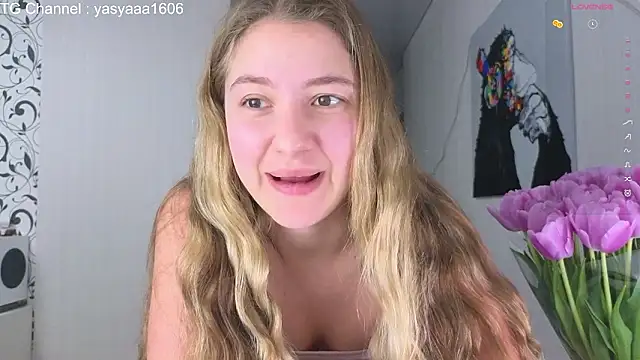 Yassyaaa online show from February 24, 4:33 am