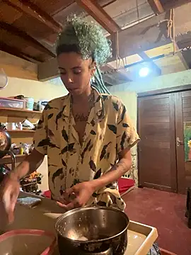 sammoura01 online show from January 14, 10:48 pm