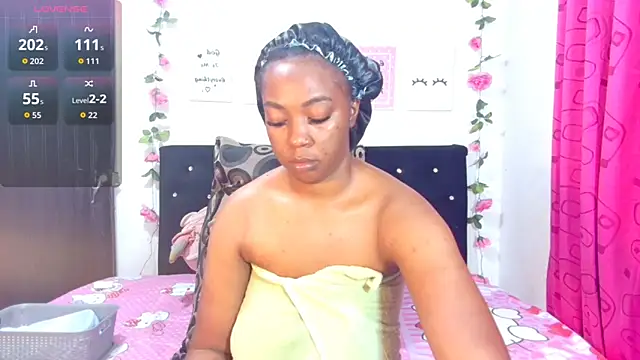 CiaraEbony online show from February 14, 1:29 am