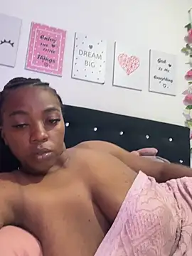 CiaraEbony online show from May 16, 1:19 am