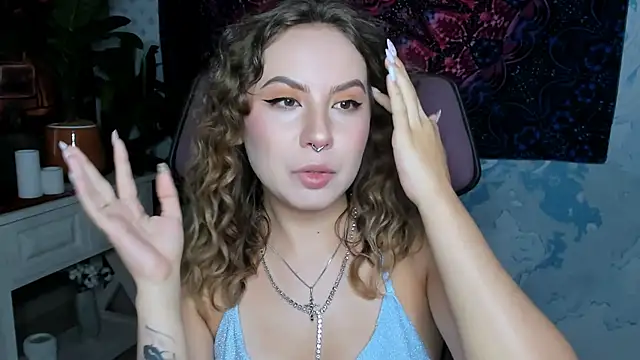 JasmineMilko online show from July 13, 5:19 am