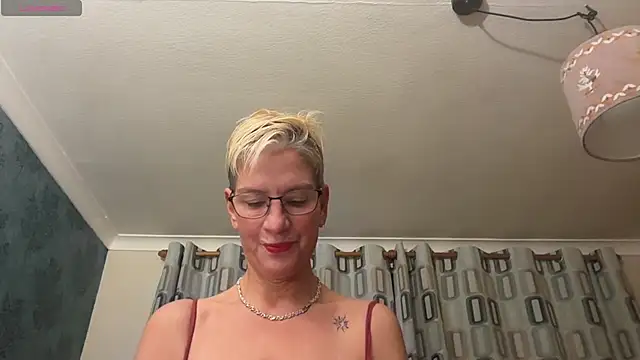 JennyHazel1 online show from November 18, 4:52 pm
