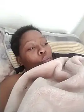 CuteBootyBae online show from June 17, 8:15 am
