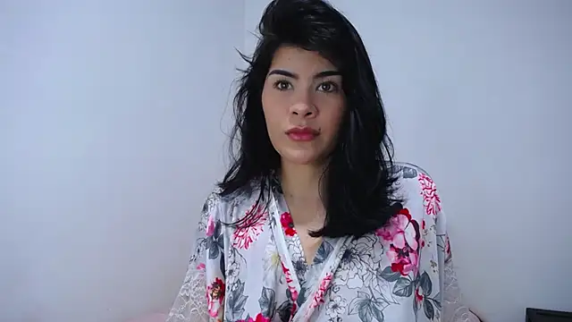 luccy21  online show from January 13, 9:46 am