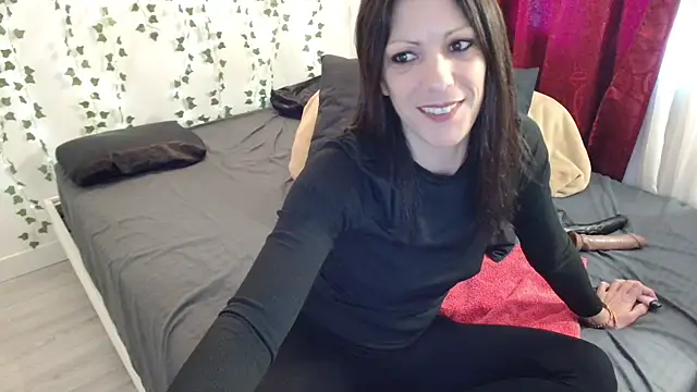 Cataleyaloca online show from November 5, 4:01 pm