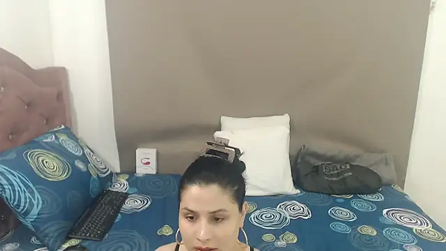 Snapshot of kimberlyjamexxx chatting on September 12, 3:51 am kimberlyjamexxx online show from September 12, 3:51 am