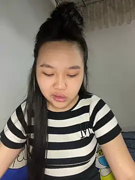 Odette68 online show from July 10, 3:40 am