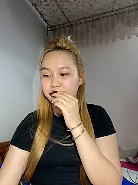 Odette68 online show from April 29, 7:11 am