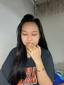Odette68 online show from July 2, 1:38 am