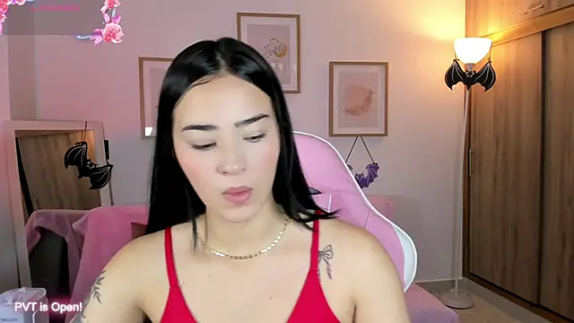 Snapshot of Veronica_isaza__ chatting on October 12, 12:51 pm Veronica isaza online show from October 12, 12:51 pm
