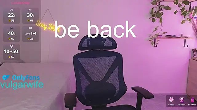 Snapshot of vulgar_wife chatting on October 10, 9:41 pm vulgar wife online show from October 10, 9:41 pm