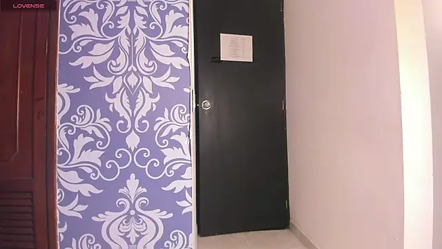 Snapshot of ice_queen_ chatting on September 28, 5:25 am ice queen online show from September 28, 5:25 am