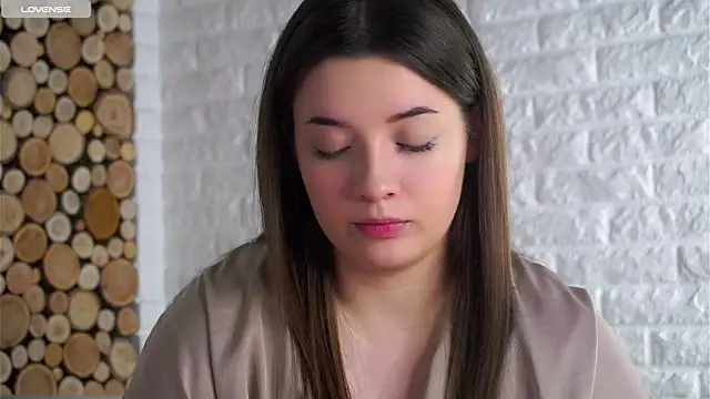 LowOncoming online show from March 11, 2:16 am