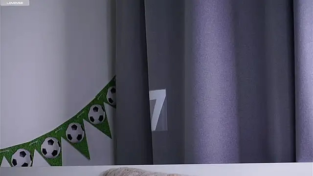 LowOncoming online show from July 5, 3:24 am