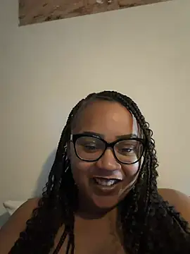 BaddieMelanie online show from June 24, 4:17 pm