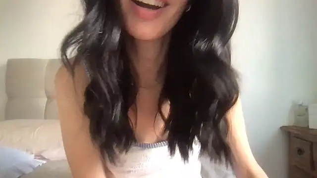 paolajonez online show from November 29, 5:50 pm