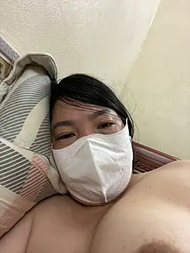 Hachi Sweetbabie  online show from June 6, 10:43 am