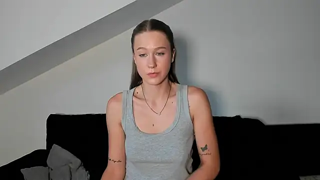 laurasommer online show from August 4, 6:03 pm