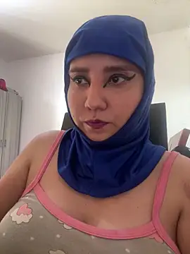 hannahayat online show from June 10, 8:29 pm