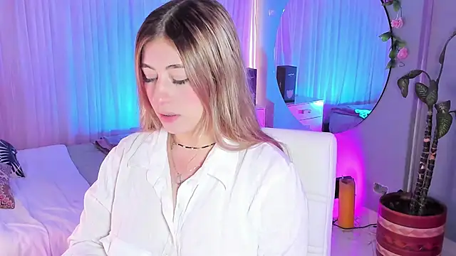 tiffany becker online show from June 30, 1:43 pm