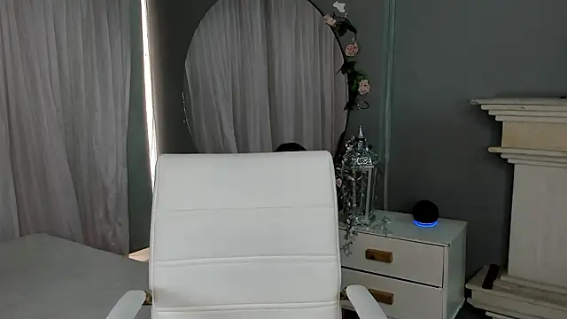 tiffany becker online show from February 24, 12:59 pm