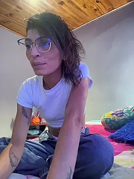 ImCrazzy online show from July 8, 3:14 pm