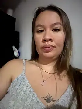 Emiily lee online show from June 29, 9:49 am