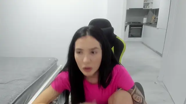 Emmapmg online show from March 2, 5:19 pm