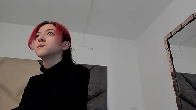 Snapshot of BonnieCute_ chatting on October 6, 11:53 pm BonnieCute online show from October 6, 11:53 pm
