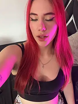 jade reeed online show from September 25, 4:50 pm