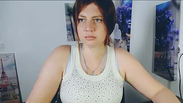 Lizzy Love online show from June 29, 10:15 am