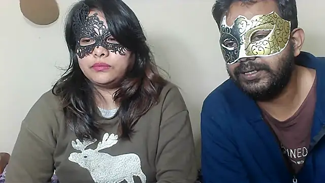 Cutehornycouples online show from November 7, 6:13 pm