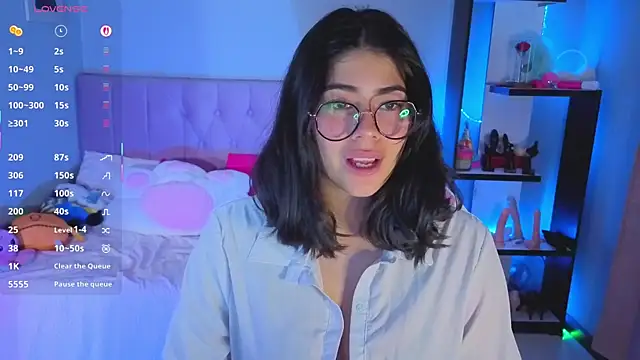 LoaLuxury online show from September 19, 5:45 pm