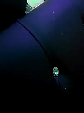 gurlnips online show from May 2, 2:26 am