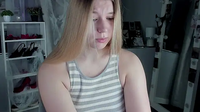 Rebecca Kelly online show from October 24, 1:56 am