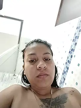 Tiphanydirty3 online show from July 7, 4:10 pm