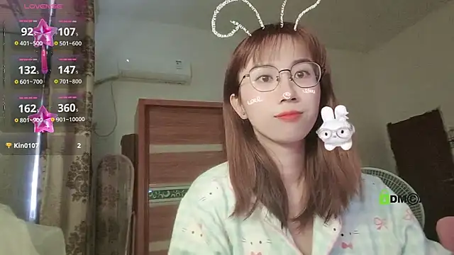 Lili 666 online show from February 6, 12:36 am