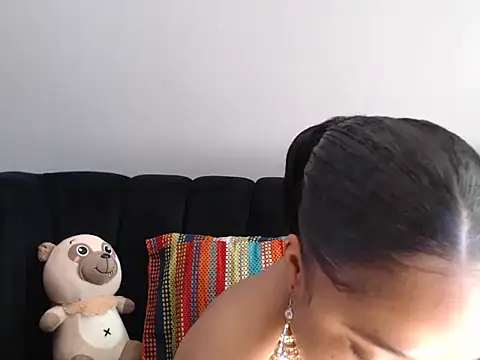 CREAMYCUPCAKExxx online show from July 17, 8:40 am