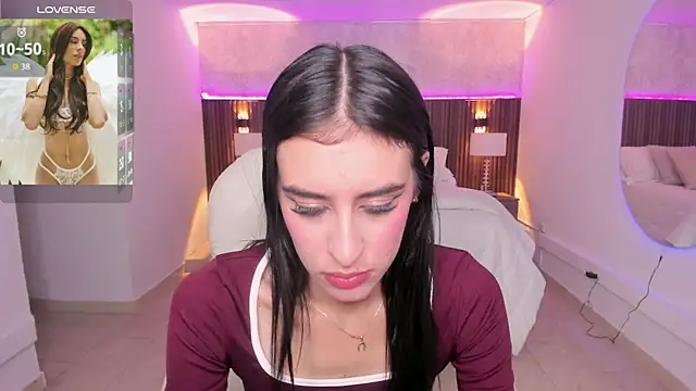 karlaa james online show from July 25, 11:28 am
