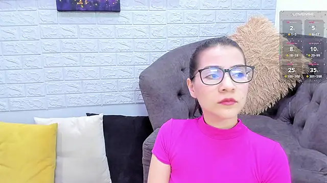 Miranda doll  online show from November 11, 12:24 pm