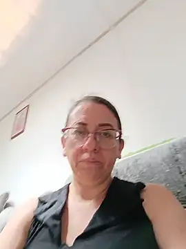 miss hanna07 online show from July 3, 6:14 pm