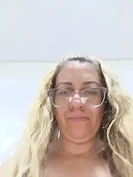 miss hanna07 online show from July 31, 12:11 am