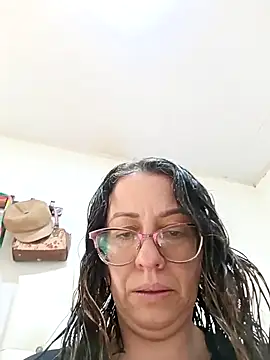 miss hanna07 online show from May 2, 2:53 pm